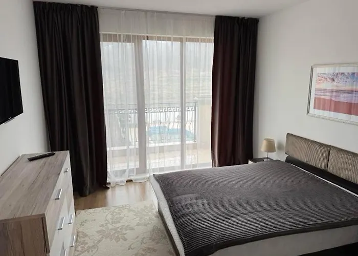 Panoramic Sea View *